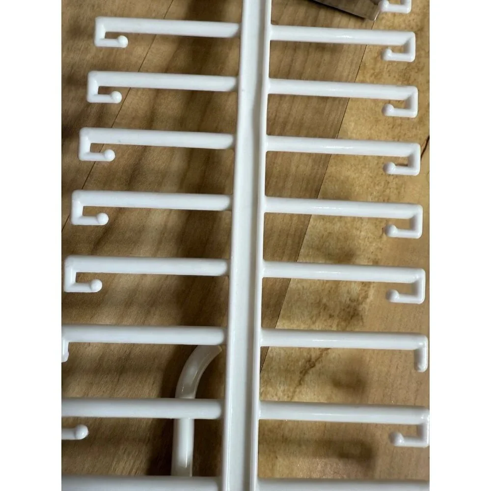 Belt hanger